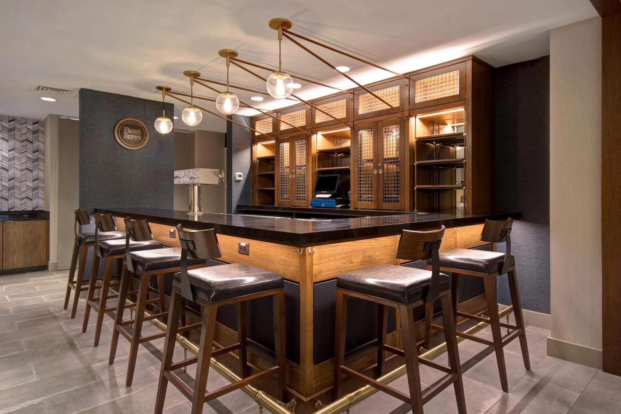 Four Points By Sheraton Boston Newton Bagian luar foto